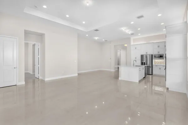 $9,500 | 10990 Violet Mdw Street, Boynton Beach, FL 33473