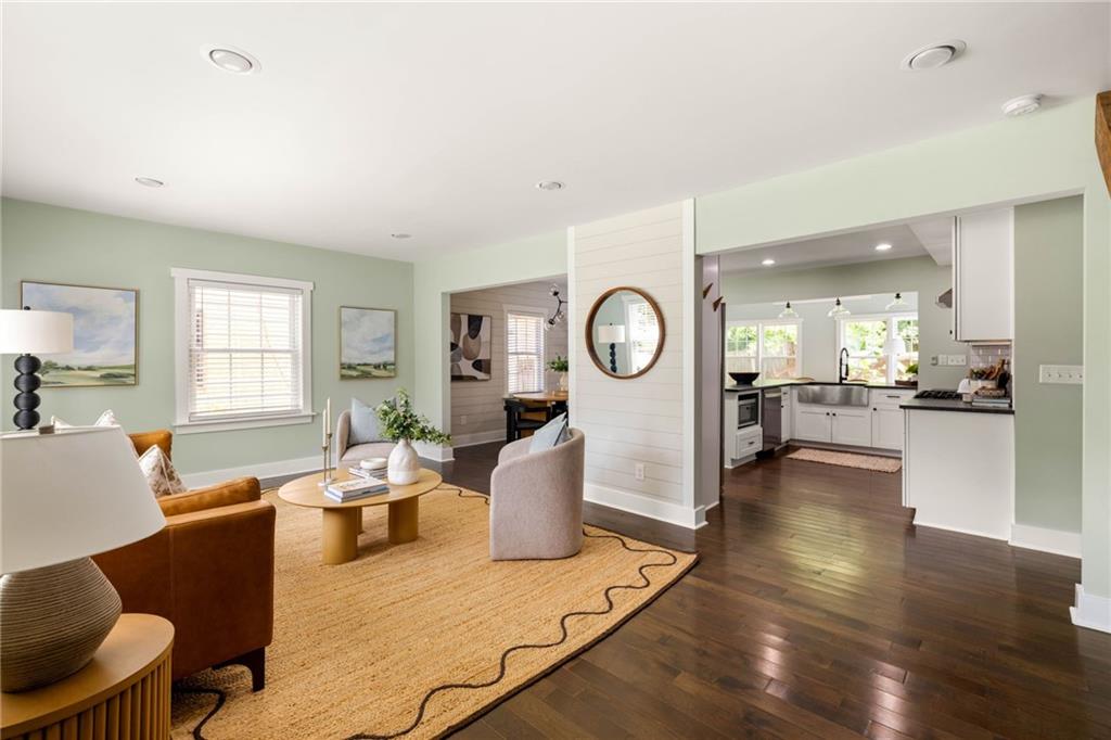 1535 Deerwood Drive Decatur, GA 30030 - Photo 10 of 30