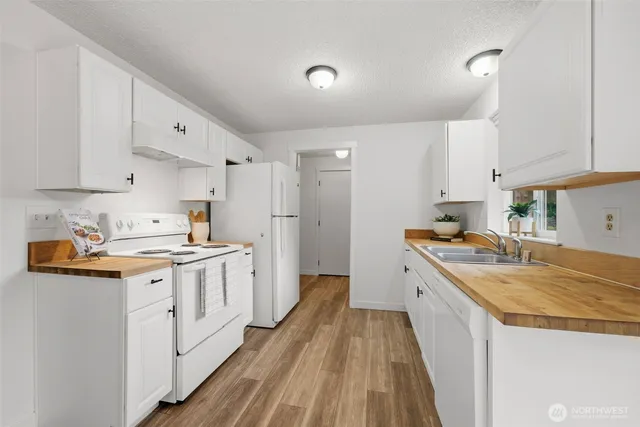 $445,000 | 26814 Webb Circle Northeast, Kingston, WA 98346