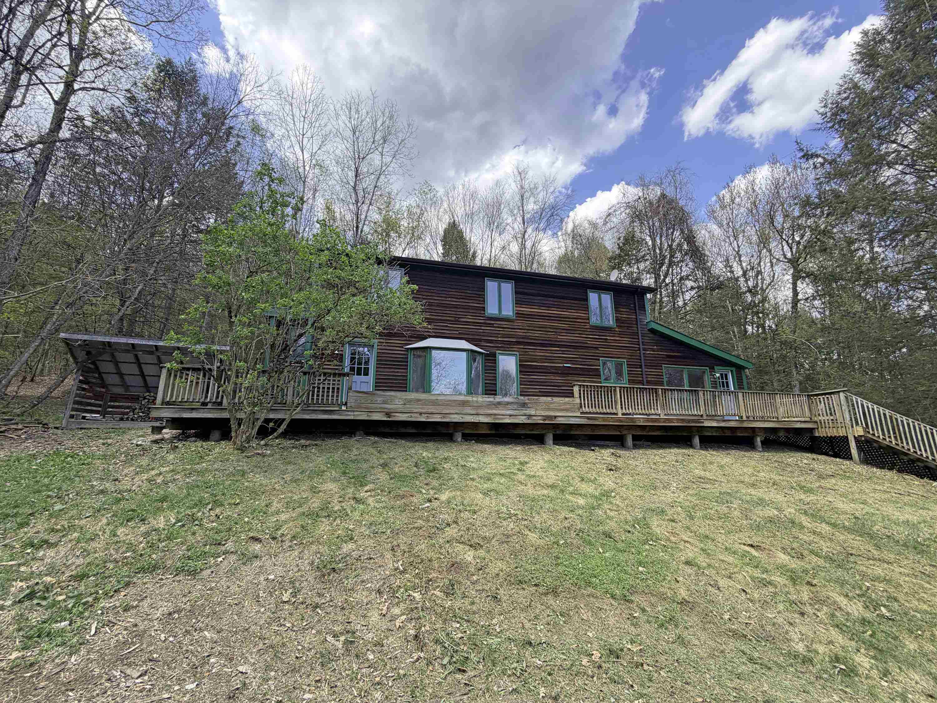 92 Wardon Road Putney, VT 05346 - Photo 2 of 25
