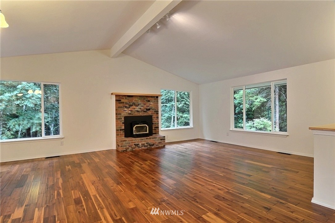 1863 Southeast Mullenix Road Port Orchard, WA 98367 - Photo 11 of 23 Gallery Image 11