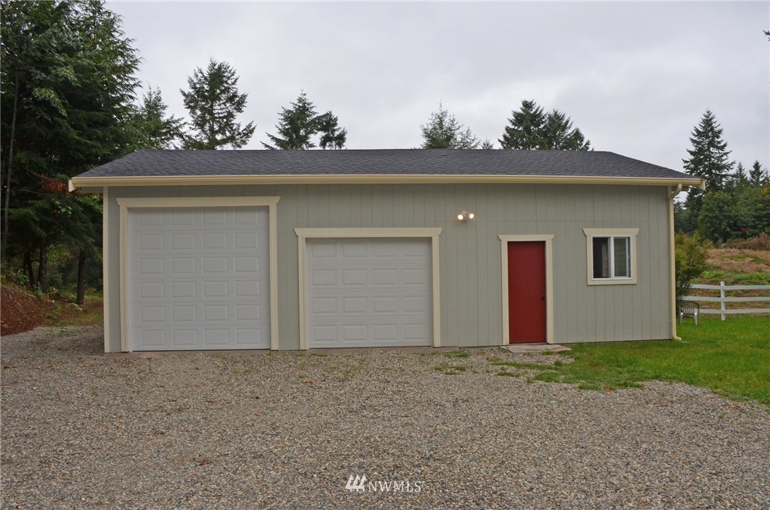 1863 Southeast Mullenix Road Port Orchard, WA 98367 - Photo 20 of 23 Gallery Image 20