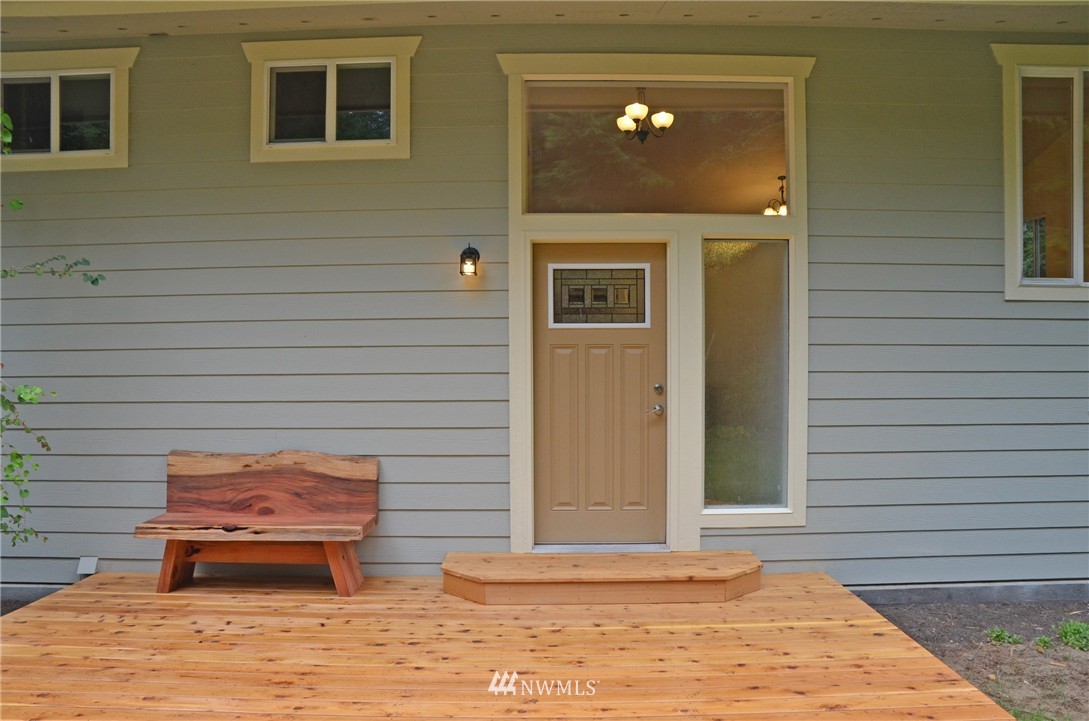 1863 Southeast Mullenix Road Port Orchard, WA 98367 - Photo 3 of 23 Gallery Image 3