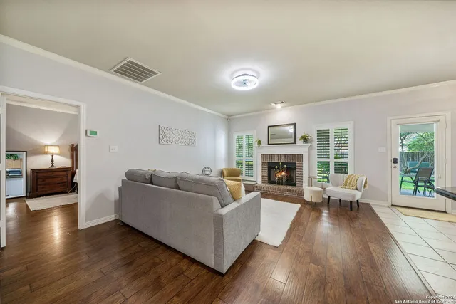 $2,395 | 35 Atwell Park, San Antonio, TX 78254