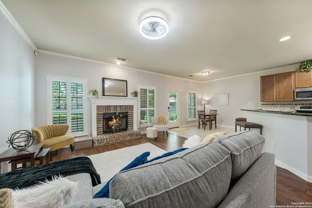 $2,395 | 35 Atwell Park, San Antonio, TX 78254