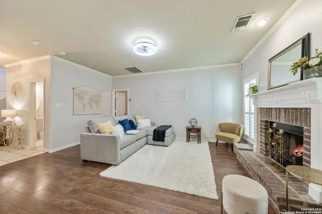 $2,395 | 35 Atwell Park, San Antonio, TX 78254