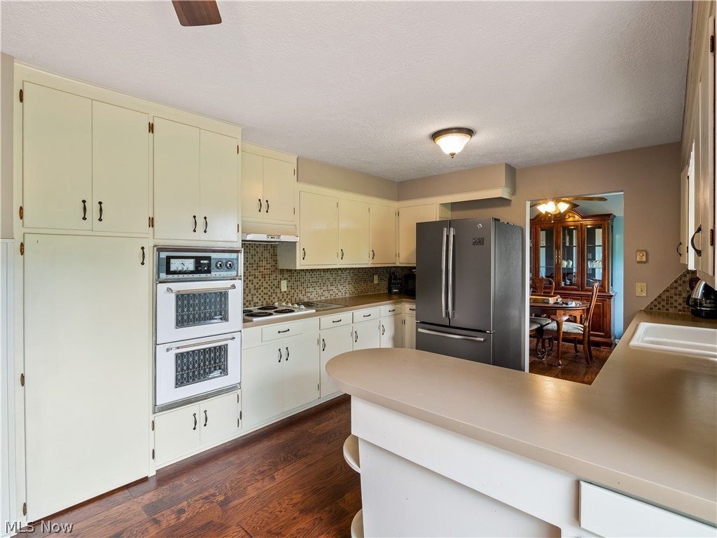 6774 Hills And Dales Road Northwest Canton, OH 44708 - Photo 9 of 31 Gallery Image 9