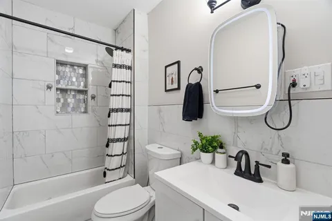$445,000 | 87 Madison Avenue, Newark, NJ 07108