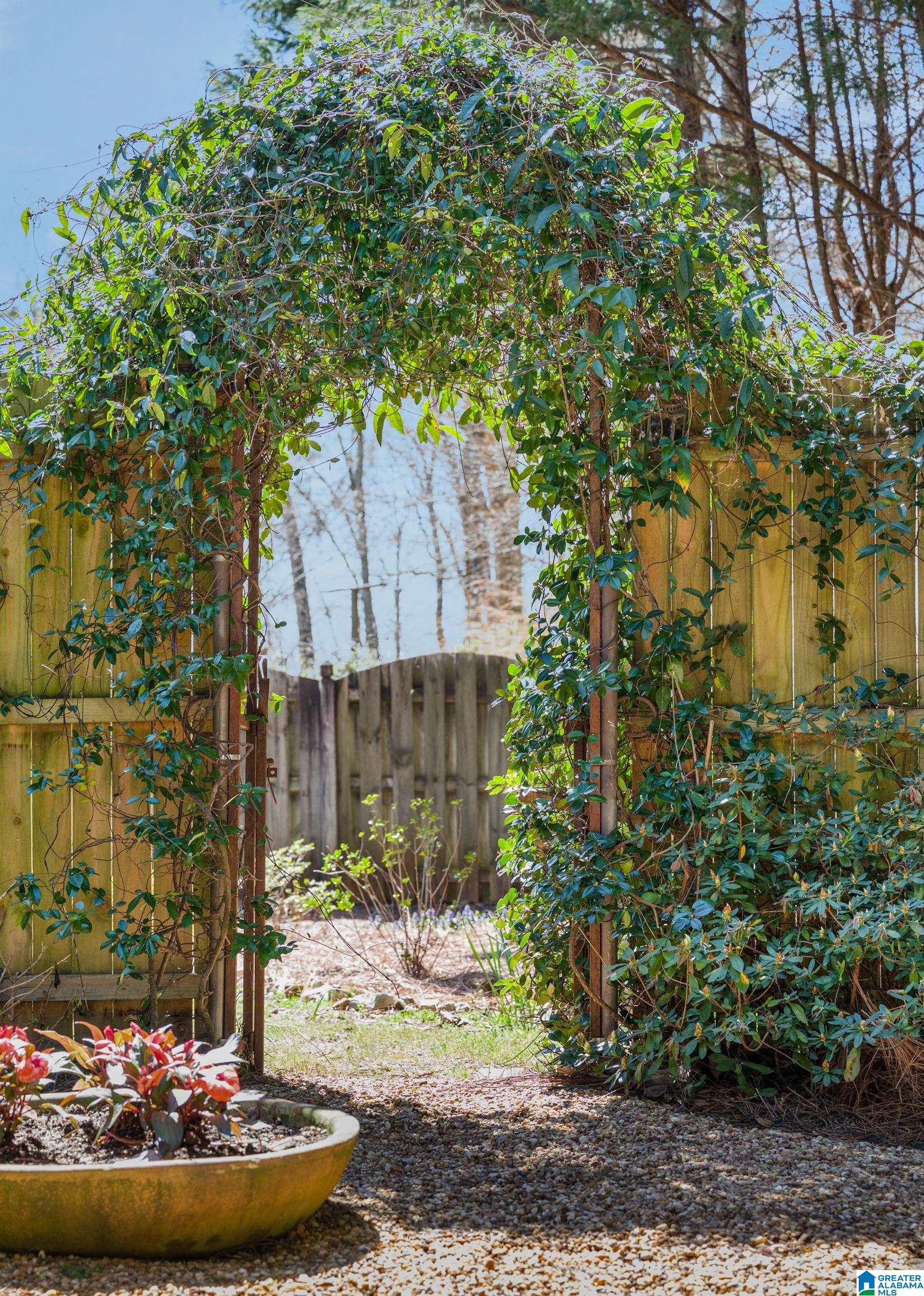 266 Narrows Point Lane Birmingham, AL 35242 - Photo 7 of 43