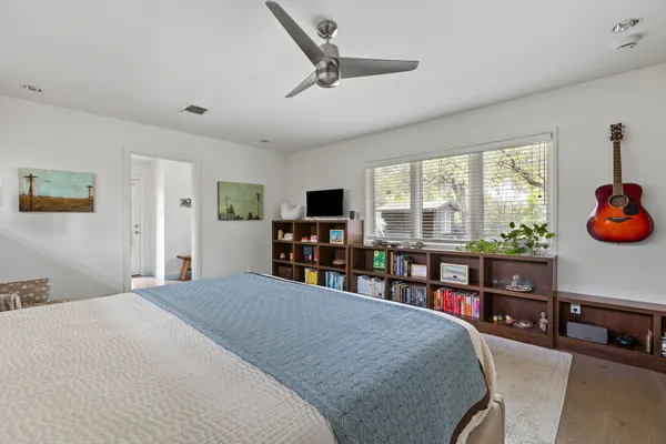 $1,075,000 | 1408 Larkwood Drive, Austin, TX 78723