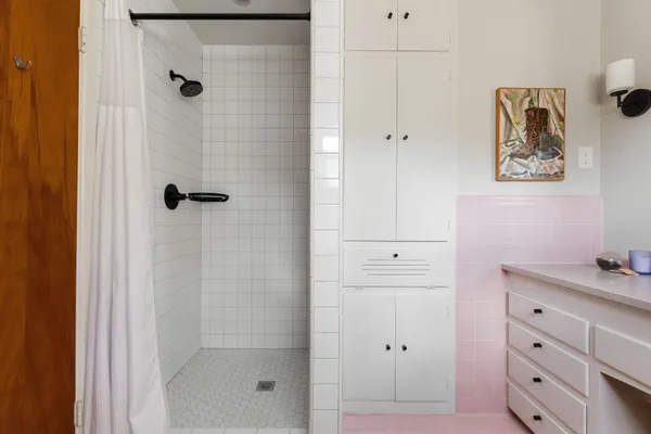 $1,075,000 | 1408 Larkwood Drive, Austin, TX 78723