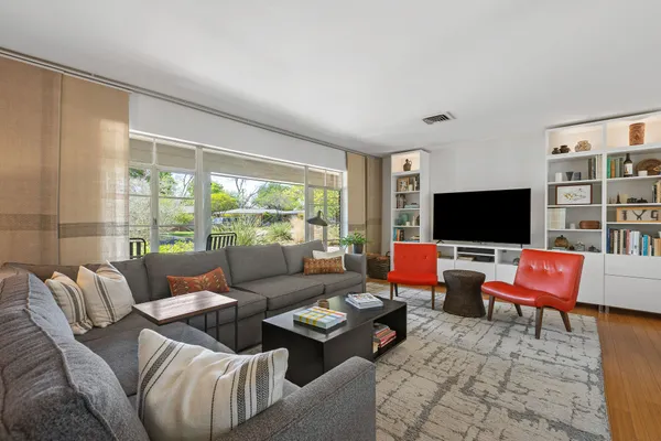 $1,075,000 | 1408 Larkwood Drive, Austin, TX 78723