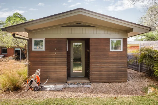 $1,075,000 | 1408 Larkwood Drive, Austin, TX 78723