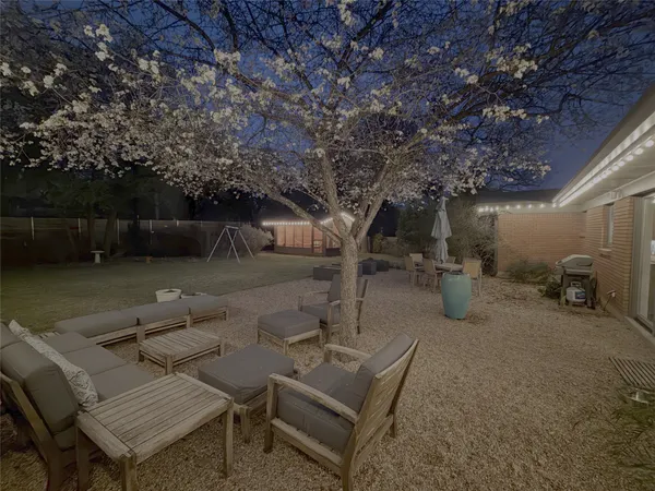 $1,075,000 | 1408 Larkwood Drive, Austin, TX 78723