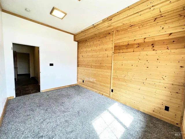 $862,000 | 732 West Walnut Avenue, Genesee, ID 83832