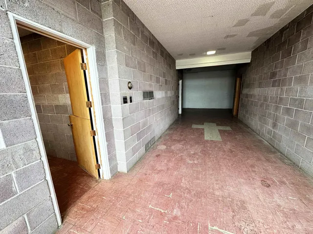 $862,000 | 732 West Walnut Avenue, Genesee, ID 83832