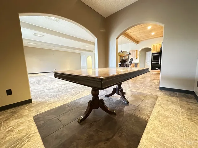 $862,000 | 732 West Walnut Avenue, Genesee, ID 83832