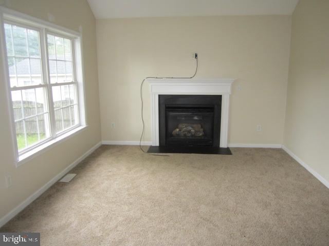 321 Fairview Avenue Hammonton, NJ 08037 - Photo 3 of 12