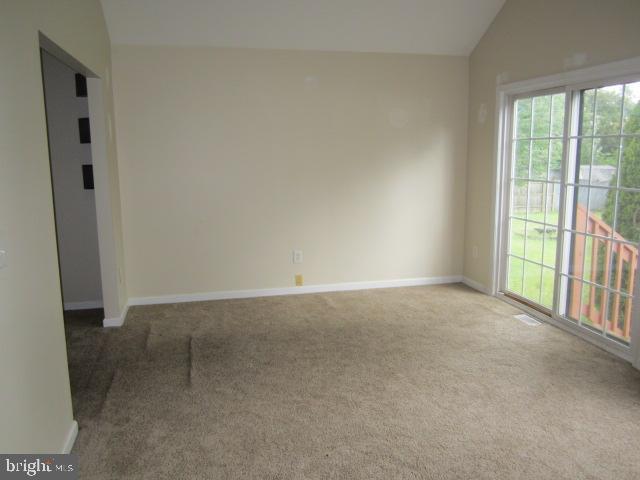 321 Fairview Avenue Hammonton, NJ 08037 - Photo 4 of 12