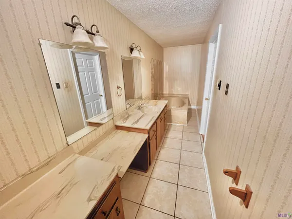 $145,000 | 3000 Spruce Circle, Houma, LA 70363