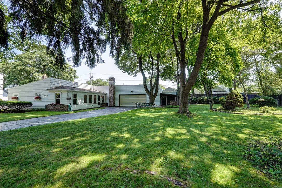185 Rogene Street Greece, NY 14616 - Photo 2 of 50 Gallery Image 2