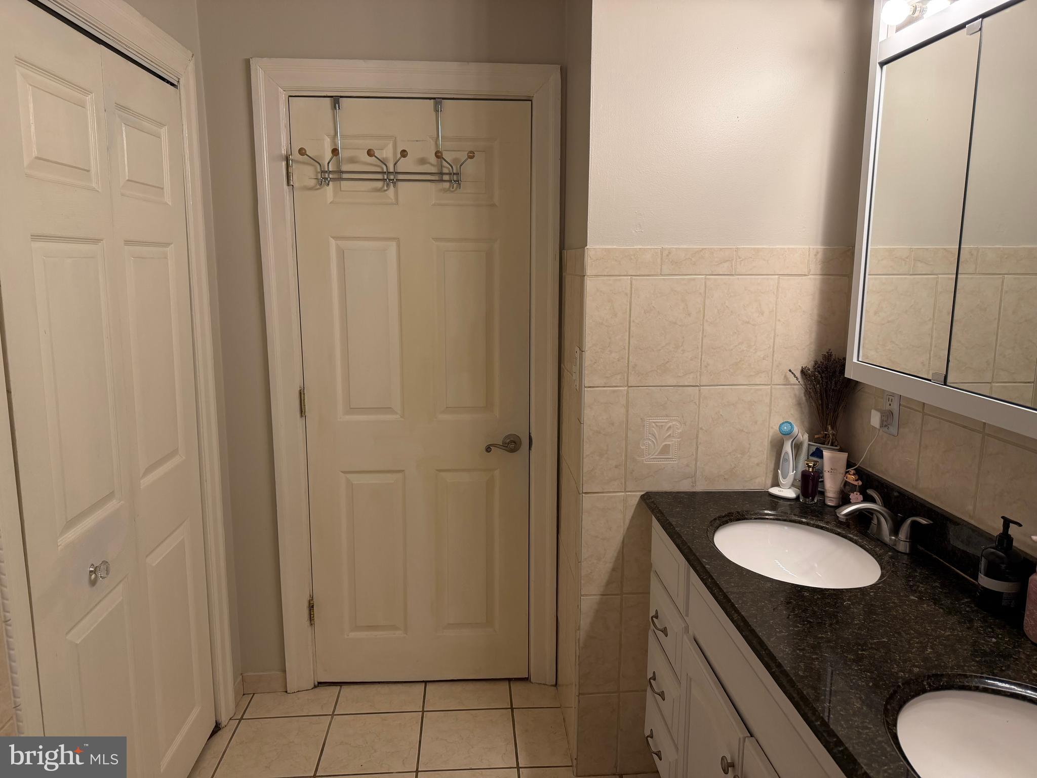 5723 Silo Hill Road Doylestown, PA 18902 - Photo 35 of 67 Bath - Main