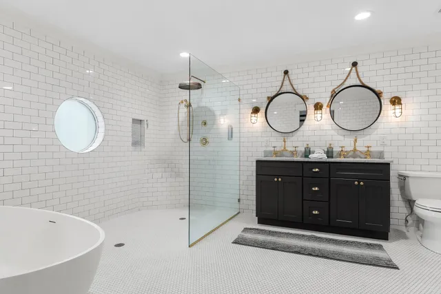 $679,000 | 2813 Central Avenue, Memphis, TN 38111