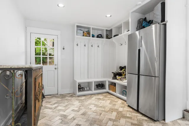 $679,000 | 2813 Central Avenue, Memphis, TN 38111