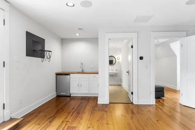 $679,000 | 2813 Central Avenue, Memphis, TN 38111