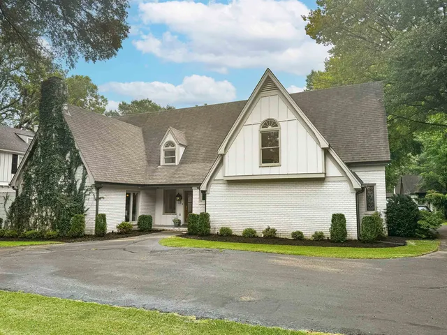 $679,000 | 2813 Central Avenue, Memphis, TN 38111