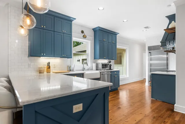 $679,000 | 2813 Central Avenue, Memphis, TN 38111