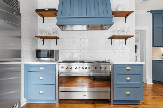 $679,000 | 2813 Central Avenue, Memphis, TN 38111