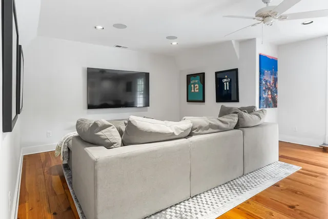 $679,000 | 2813 Central Avenue, Memphis, TN 38111