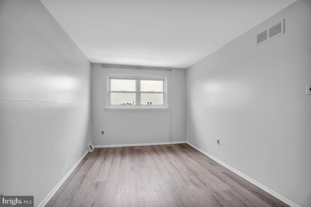 3639 Gaul Street Philadelphia, PA 19134 - Photo 12 of 23 an empty room with a window