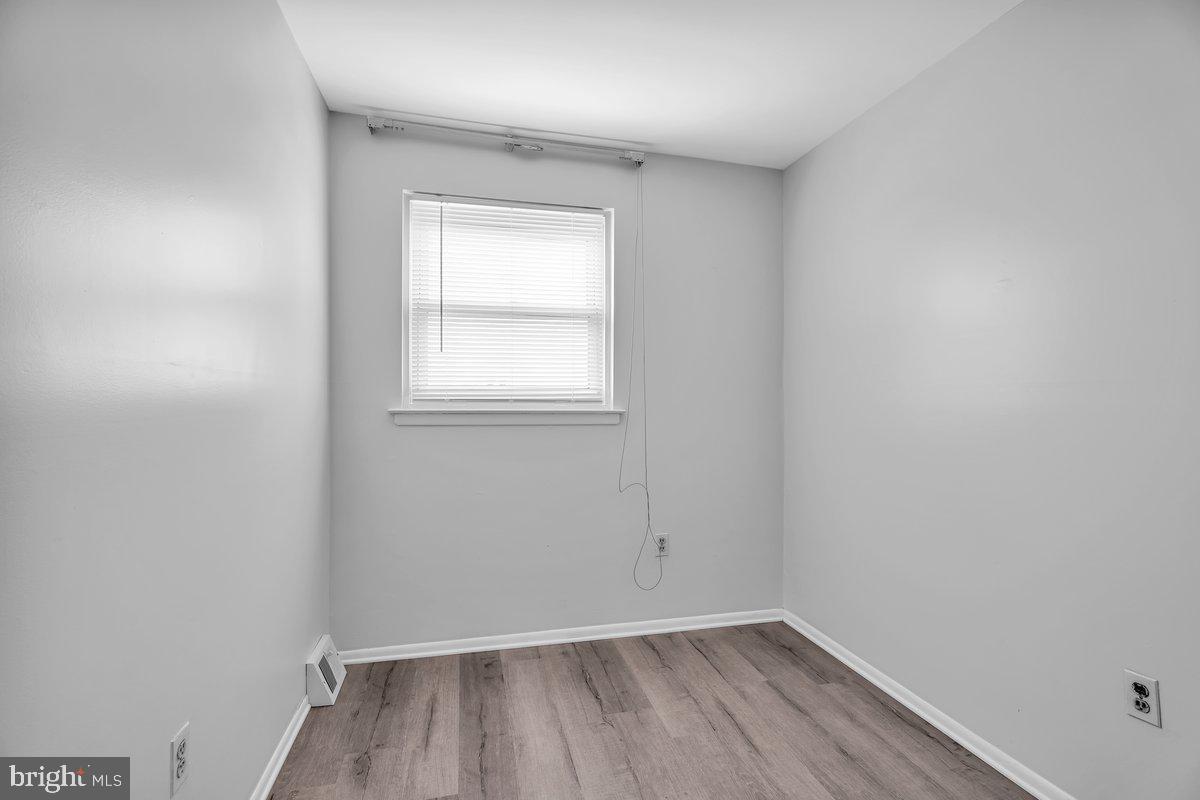 3639 Gaul Street Philadelphia, PA 19134 - Photo 14 of 23 an empty room with a window