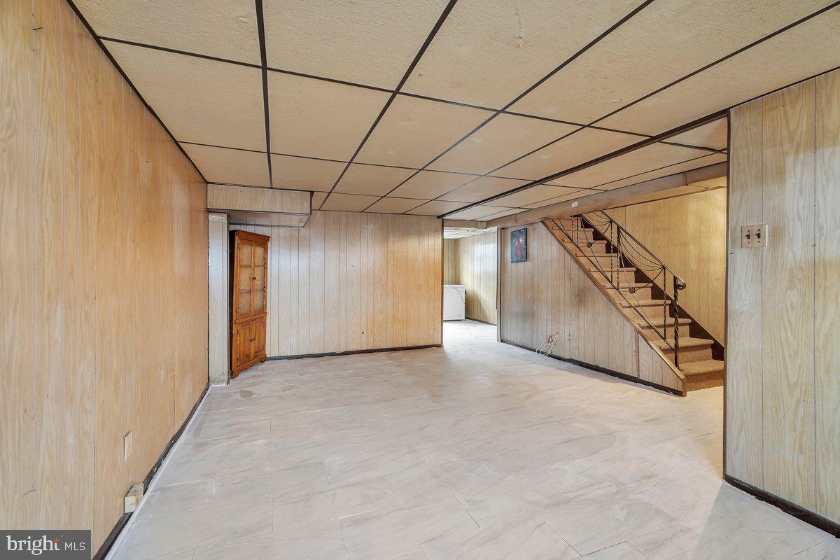 3639 Gaul Street Philadelphia, PA 19134 - Photo 18 of 23 a view of entryway