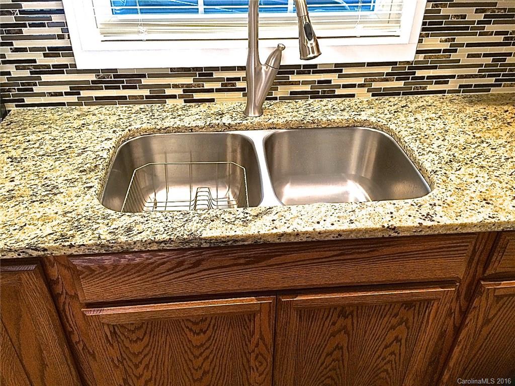 17592 Randalls Ferry Road Norwood, NC 28128 - Photo 7 of 24