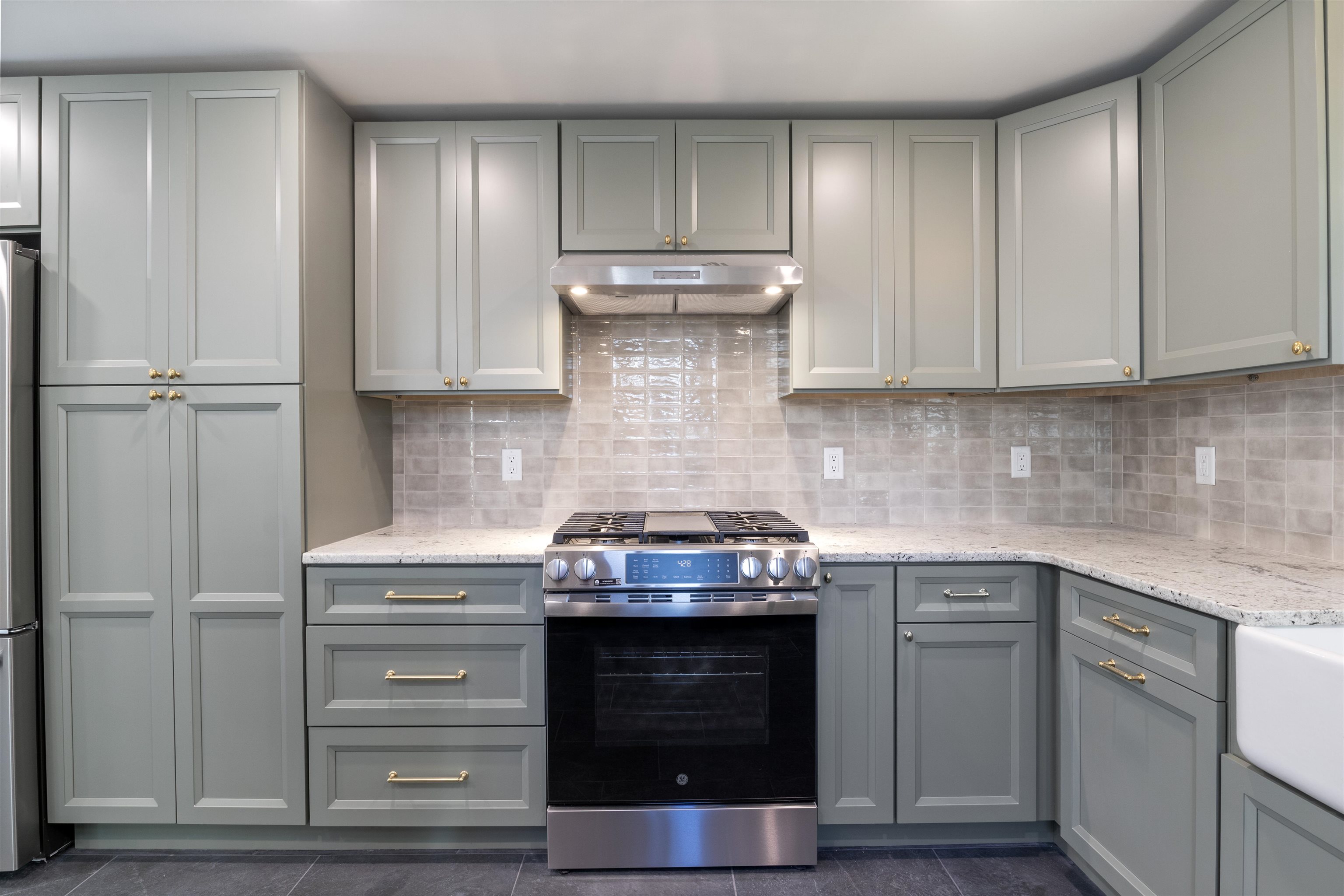 2 Sweetbriar Lane Rochester, NH 03867 - Photo 3 of 45 Gallery Image 3