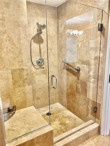 $4,300 | 300 South Biscayne Boulevard, Unit 2006, Miami, FL 33131