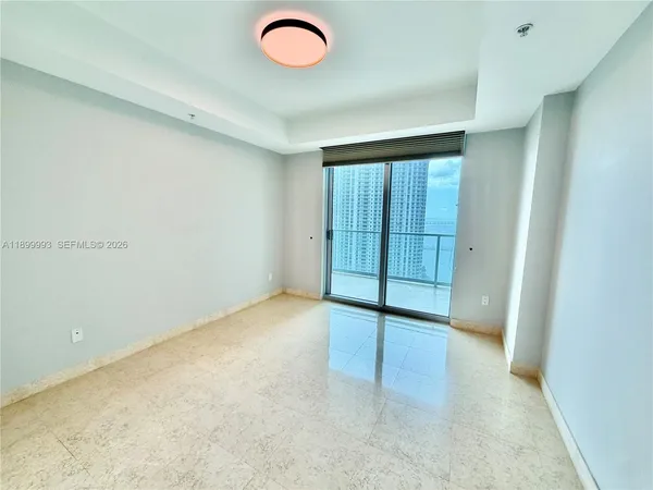 $4,200 | 300 South Biscayne Boulevard, Unit 2006, Miami, FL 33131