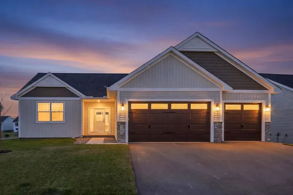 $600,000 | 1703 Spruce Street, Farmington, MN 55024