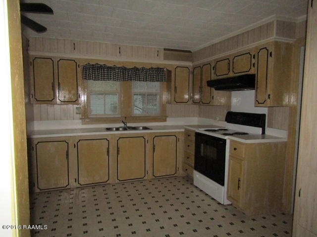720 North Reed Street Ville Platte, LA 70586 - Photo 2 of 9 IMG_6476