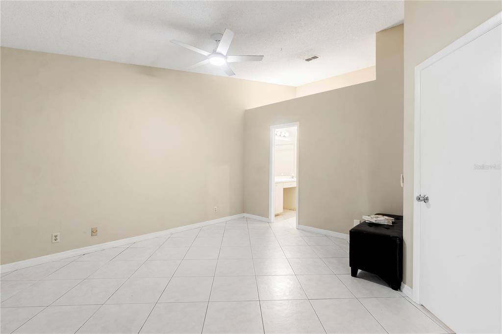 623 Red Oak Circle, Unit 121 Altamonte Springs, FL 32701 - Photo 12 of 24
