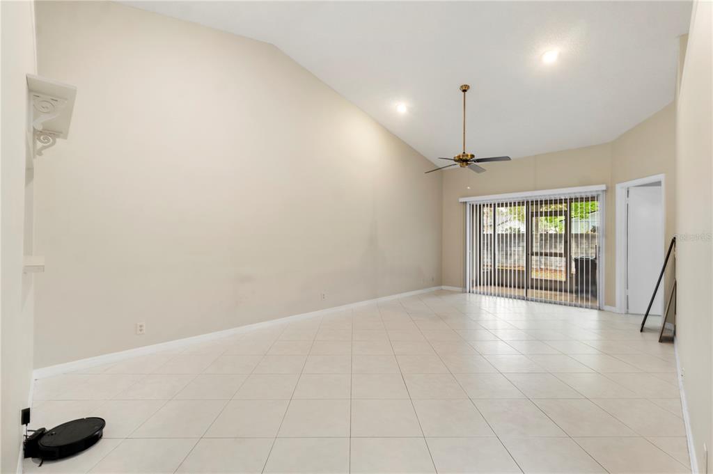 623 Red Oak Circle, Unit 121 Altamonte Springs, FL 32701 - Photo 6 of 24 a view of an empty room with a window