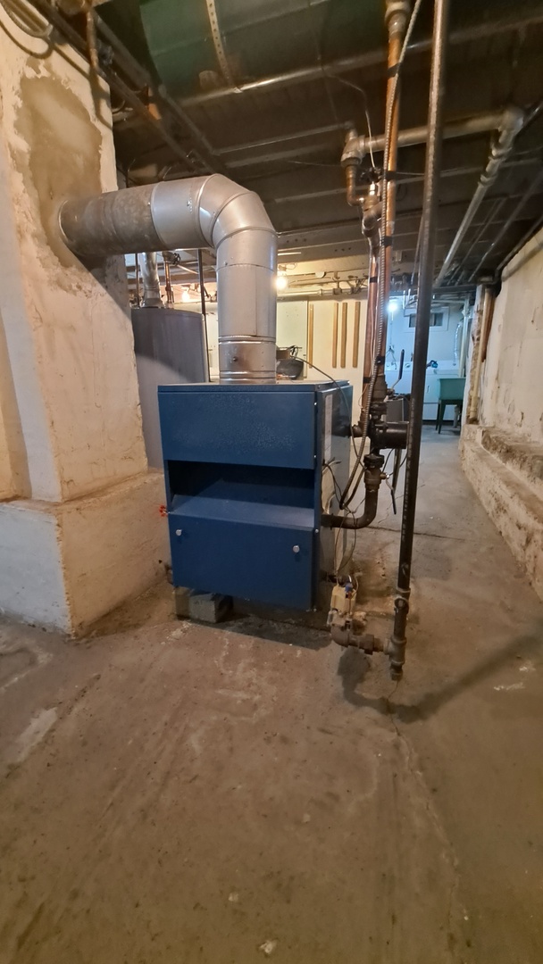 12 7th Street LaSalle, IL 61301 - Photo 14 of 16 a view of entryway