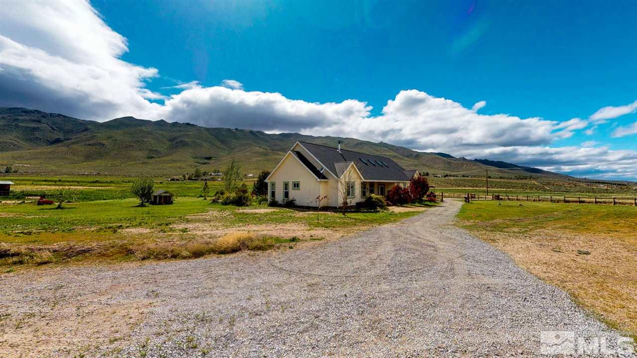 950 Thoroughbred Circle Reno, NV 89508 - Photo 5 of 25 Photo 5