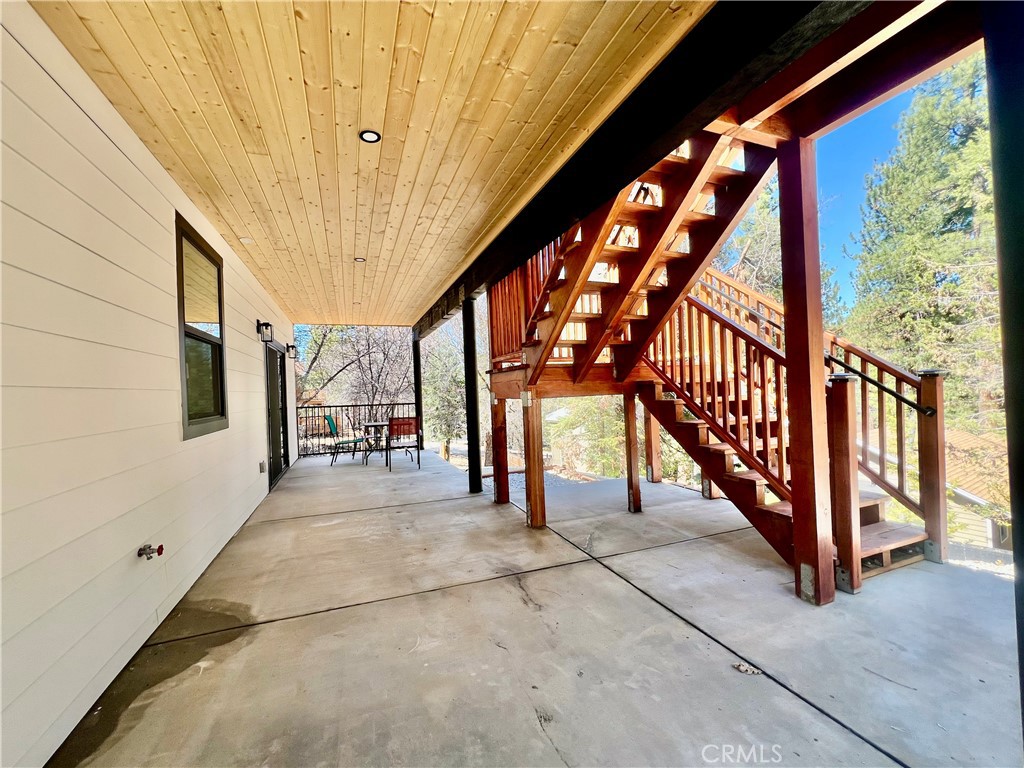 43290 Shasta Road Big Bear Lake, CA 92315 - Photo 15 of 36 a view of an entryway