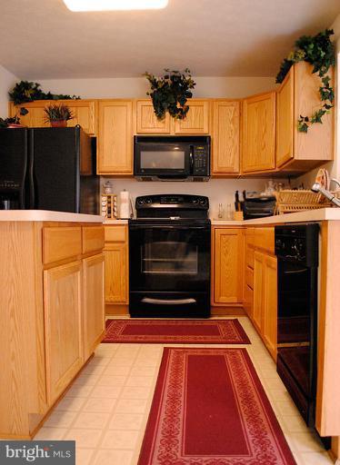 7743 Rotherham Drive Hanover, MD 21076 - Photo 10 of 27 Kitchen