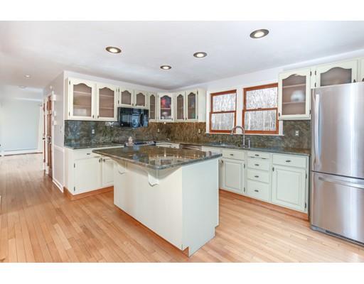 125 Lincoln Road Sutton, MA 01590 - Photo 5 of 25