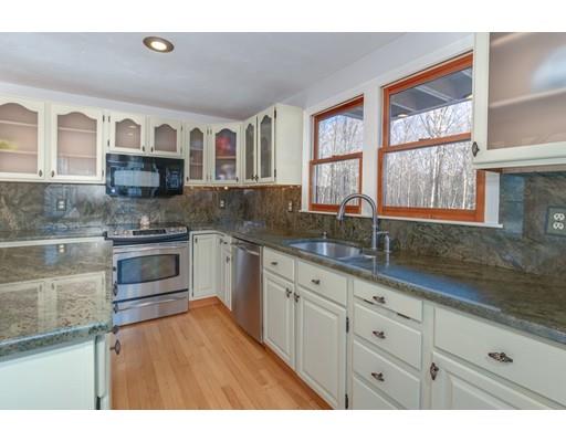 125 Lincoln Road Sutton, MA 01590 - Photo 8 of 25
